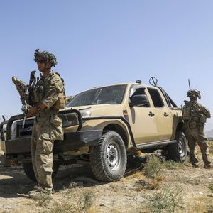 Des familles de soldats américains morts en Afghanistan ont porté plainte devant une cour fédérale à New York pour financement du terrorisme.