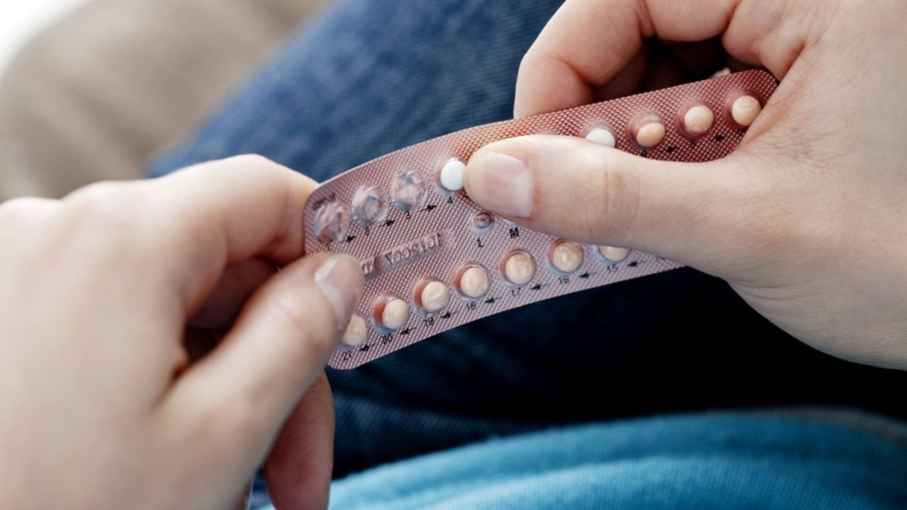 Depuis 2013, la gratuité de la contraception était accordée aux jeunes filles de 15 ans à leurs 18 ans. En août, elle avait été étendue aux moins de 15 ans.
