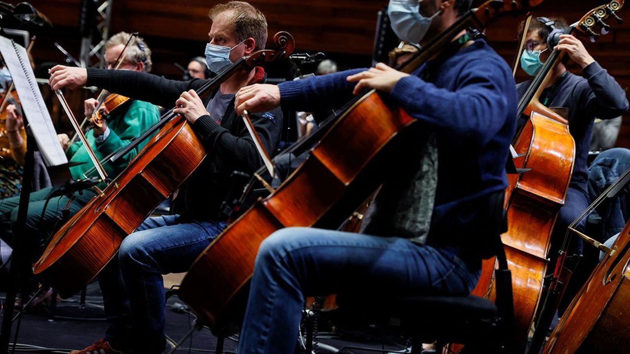 Des musiciens de l'Orchestre philharmonique de Radio France en action. Le groupe public de radio capte et diffuse plus de 500 concerts en live chaque année.