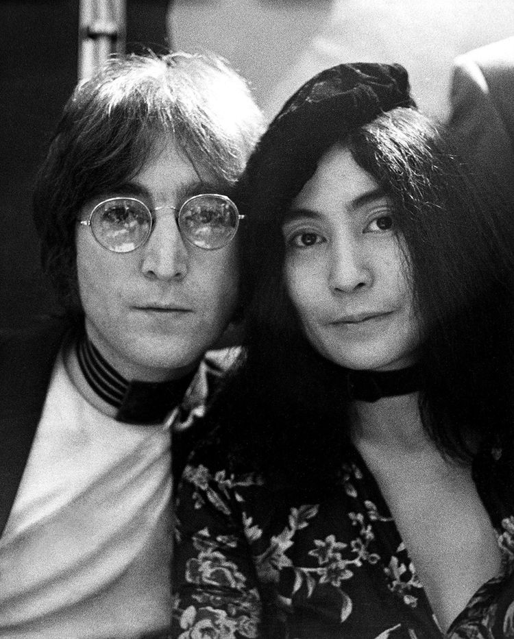 John Lennon et Yoko Ono en juillet 1971 à Londres.