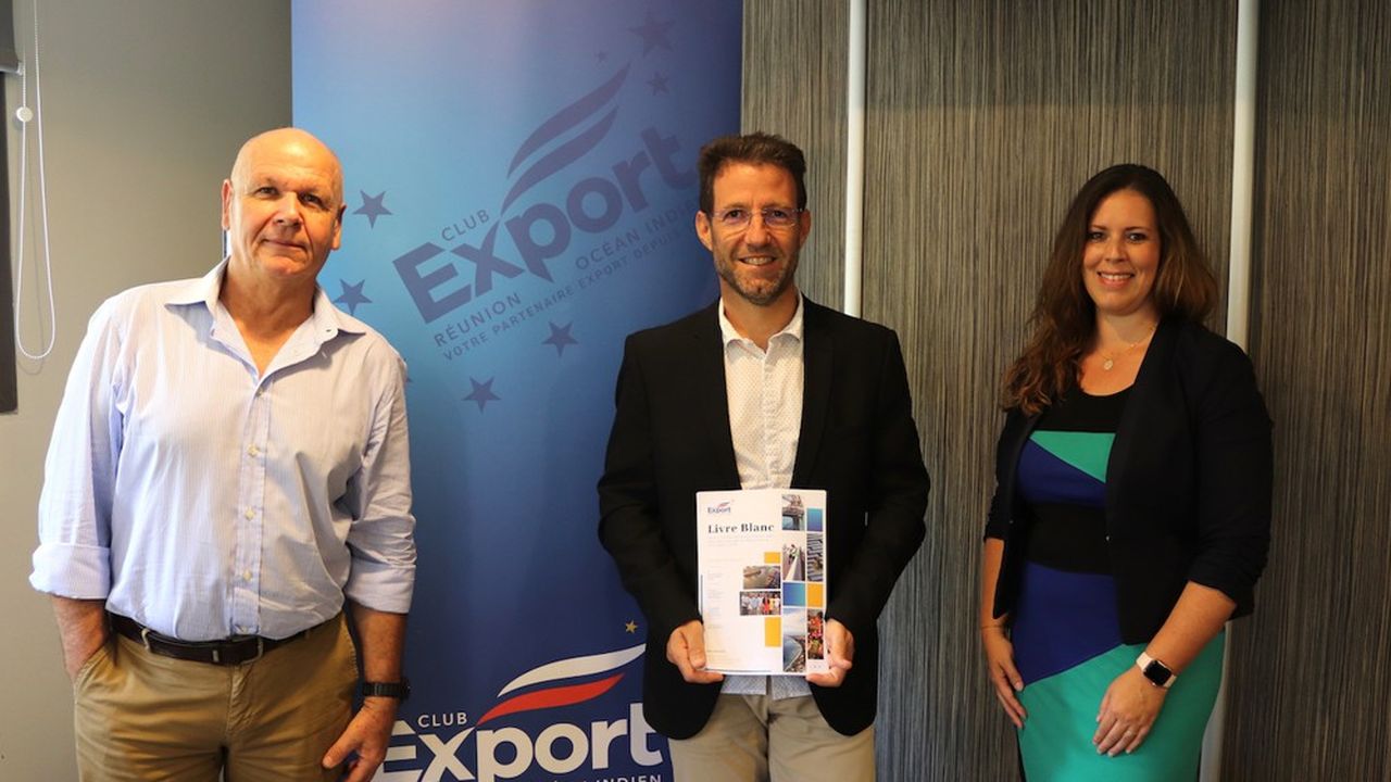 Présentation du livre blanc du Club Export de La Réunion par Fabrice Boulet (administrateur), Laurent Lemaître (président) et Sandra Ducher (secrétaire générale), le 15 septembre.