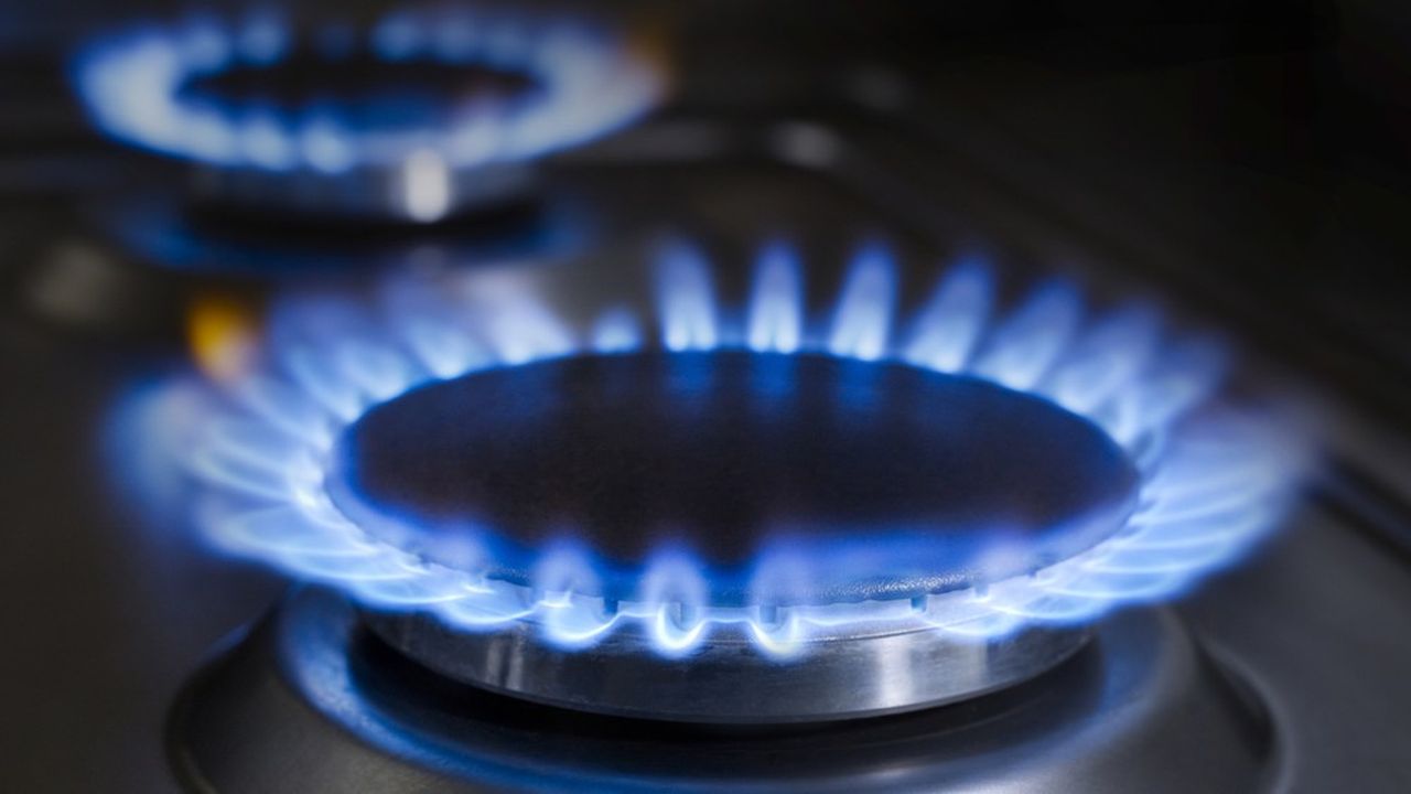 Les prix du gaz subiront une hausse record en raison de la flambée des cours sur les marchés mondiaux.