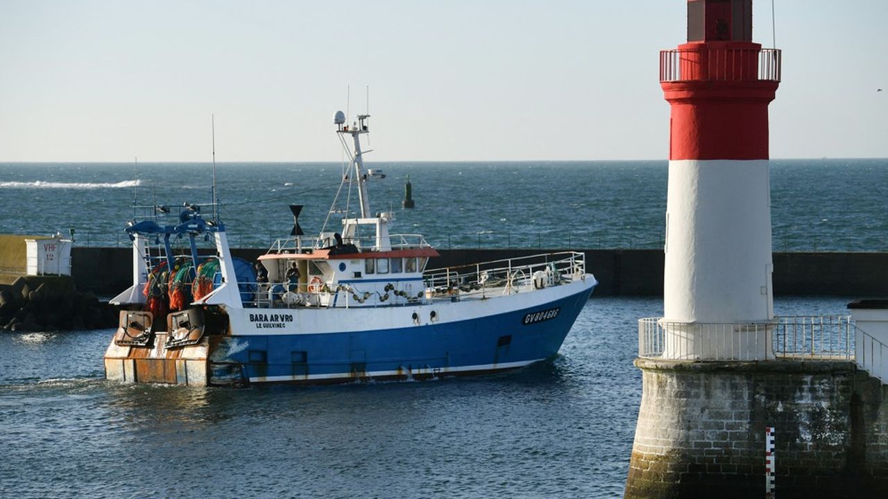 Les pêcheurs bretons et normands sont dans le flou sur leur future activité dans les eaux britanniques.