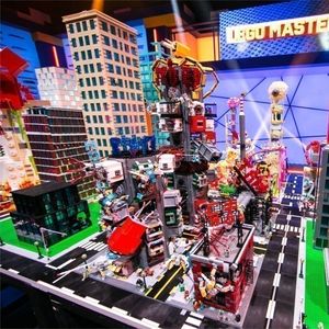 « Lego Masters » mettant en compétition des équipes pour réaliser des créations assez folles est un succès de M6.