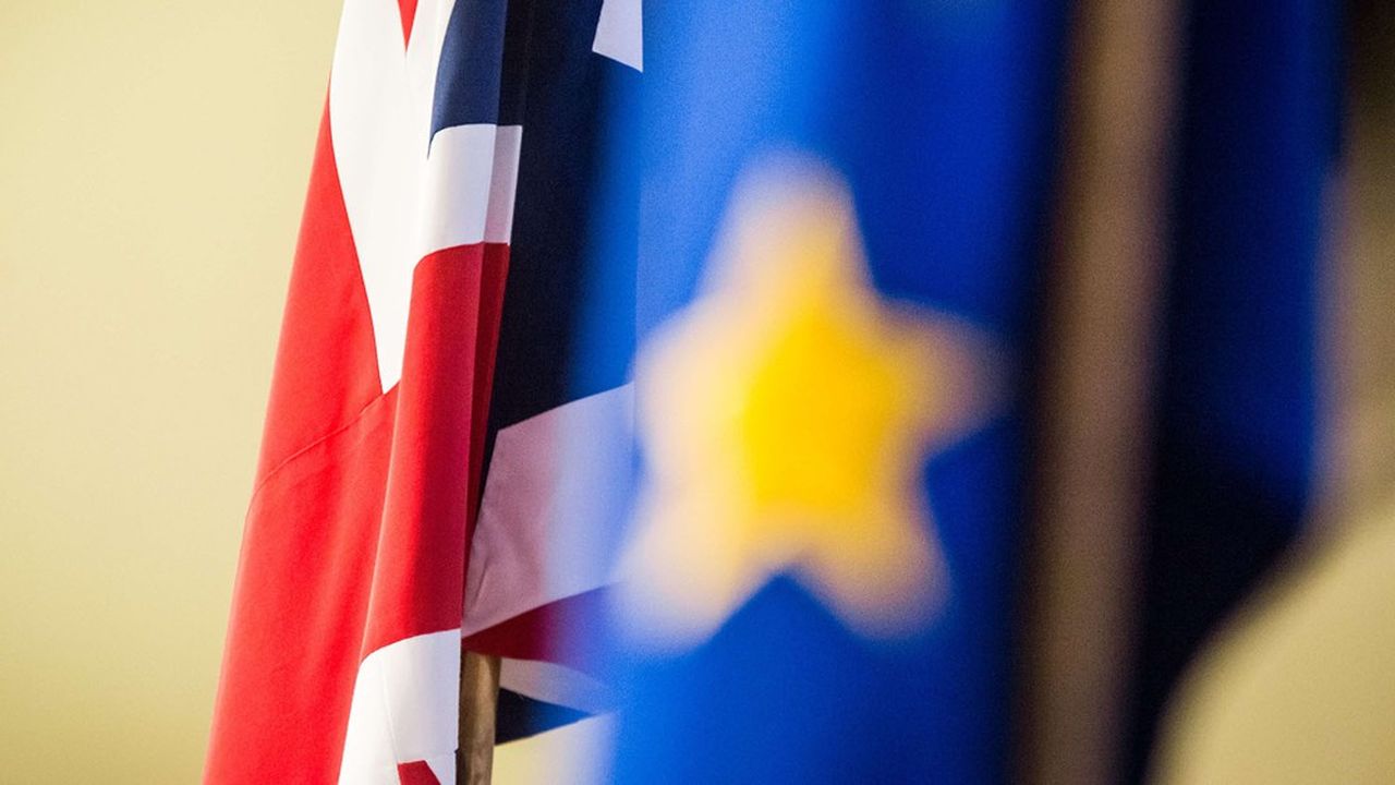 Le gouvernement britannique tente depuis le mois de juillet de convaincre l'Union européenne de renégocier les modalités du protocole.