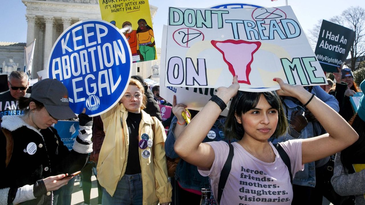 La loi texane, entrée en vigueur le 1er septembre, interdit d'avorter au-delà de six semaines de grossesse, alors même que la plupart des femmes ignorent être enceintes.