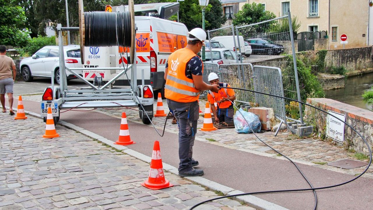 Plus des deux tiers des foyers français sont éligibles à la fibre optique, synonyme de débits très rapides et de connexion robuste