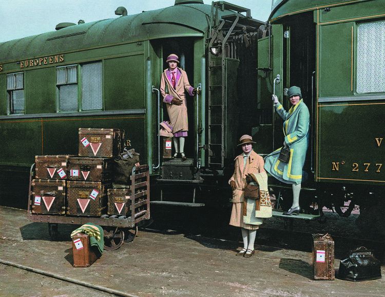 « Le voyage en train» , photographie de Thérèse Bonney, vers 1926.