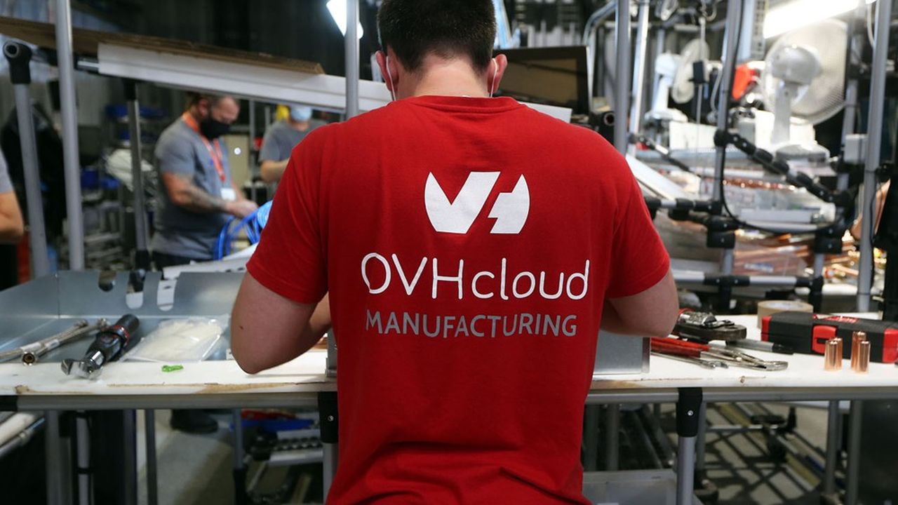 Les 80 opérateurs de l'usine de Croix couvrent l'essentiel des besoins en serveurs d'OVHcloud.