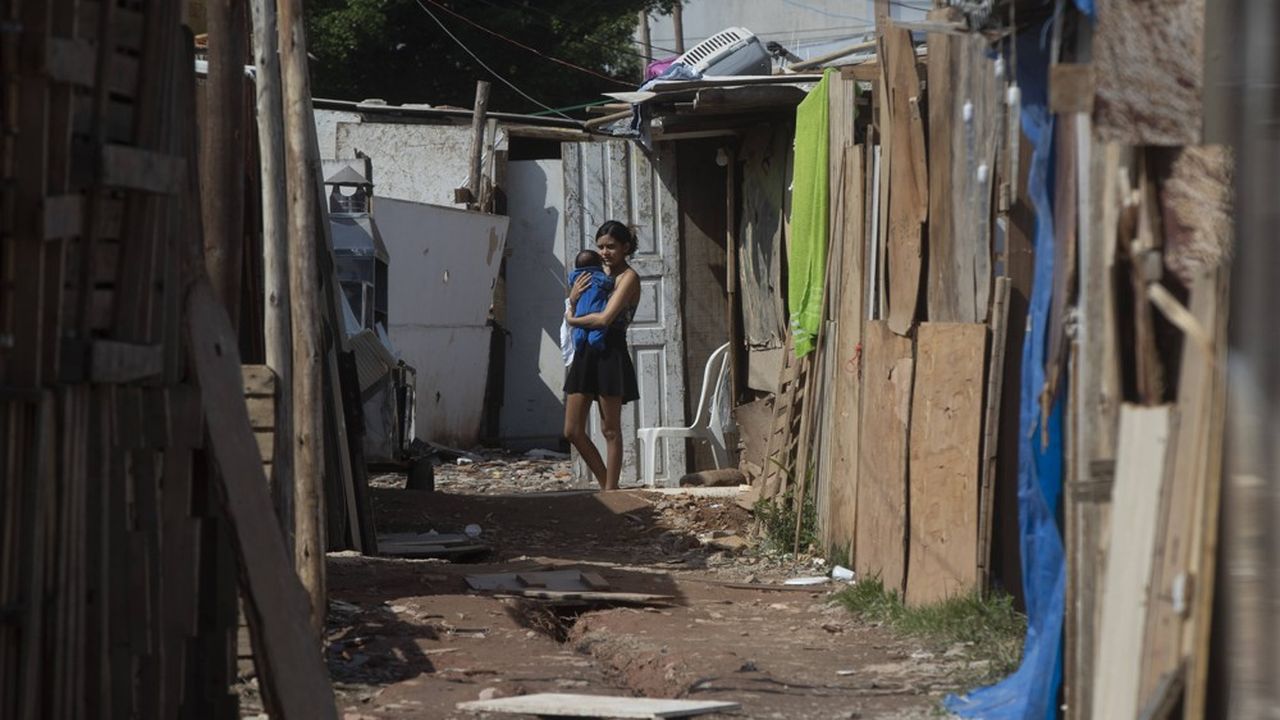 L'augmentation de la pauvreté a provoqué le doublement du nombre de favelas (quartiers pauvres et insalubres) en 10 ans