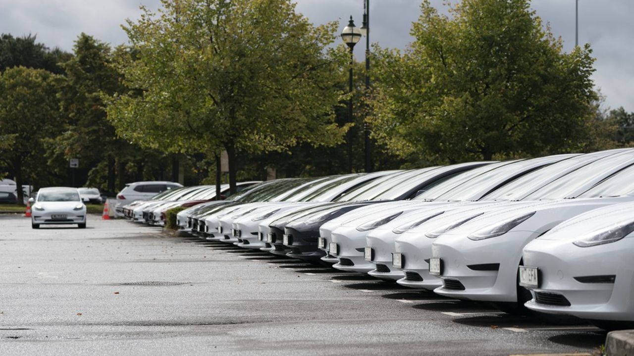 Les ventes de Tesla ont grimpé de 57 % en trois mois, à 13,8 milliards de dollars.