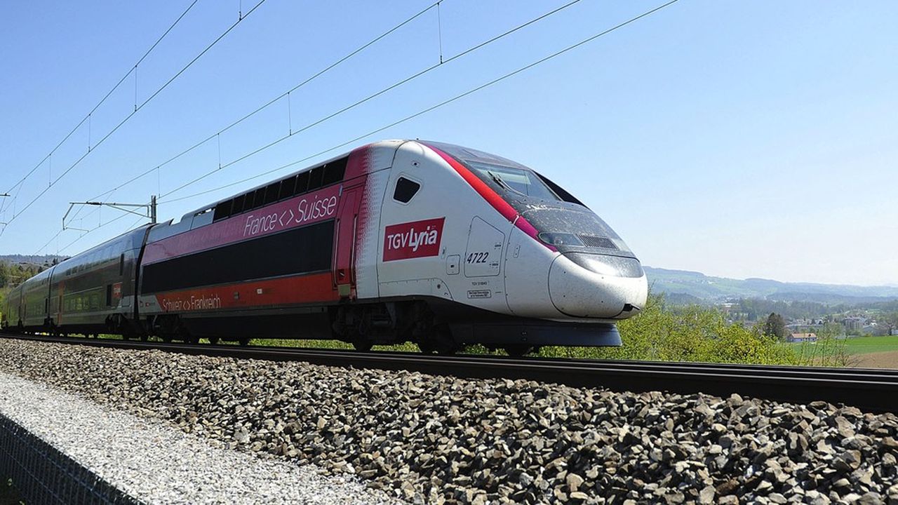 Le TGV franco-suisse qui a transporté 5 millions de voyageurs en 2019, devrait retrouver la moitié de son trafic cette année.