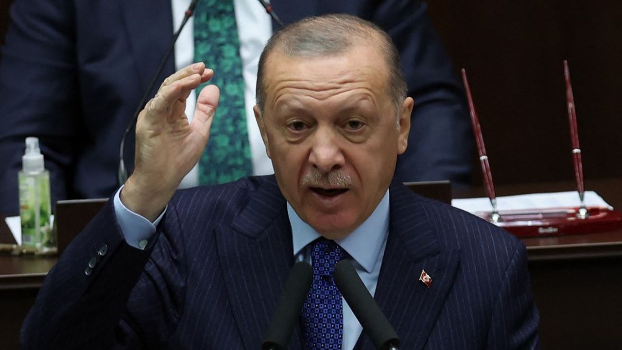 Recep Tayyip Erdogan a ordonné l'expulsion inédite de dix ambassadeurs, dont sept issus de pays membres de l'Otan.
