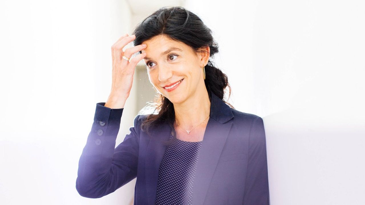 Clara Dupont-Monod, prix Fémina du roman français avec « s'adapter ».