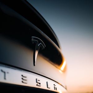 Tesla a livré plus de 600.000 véhicules depuis le début de l'année.