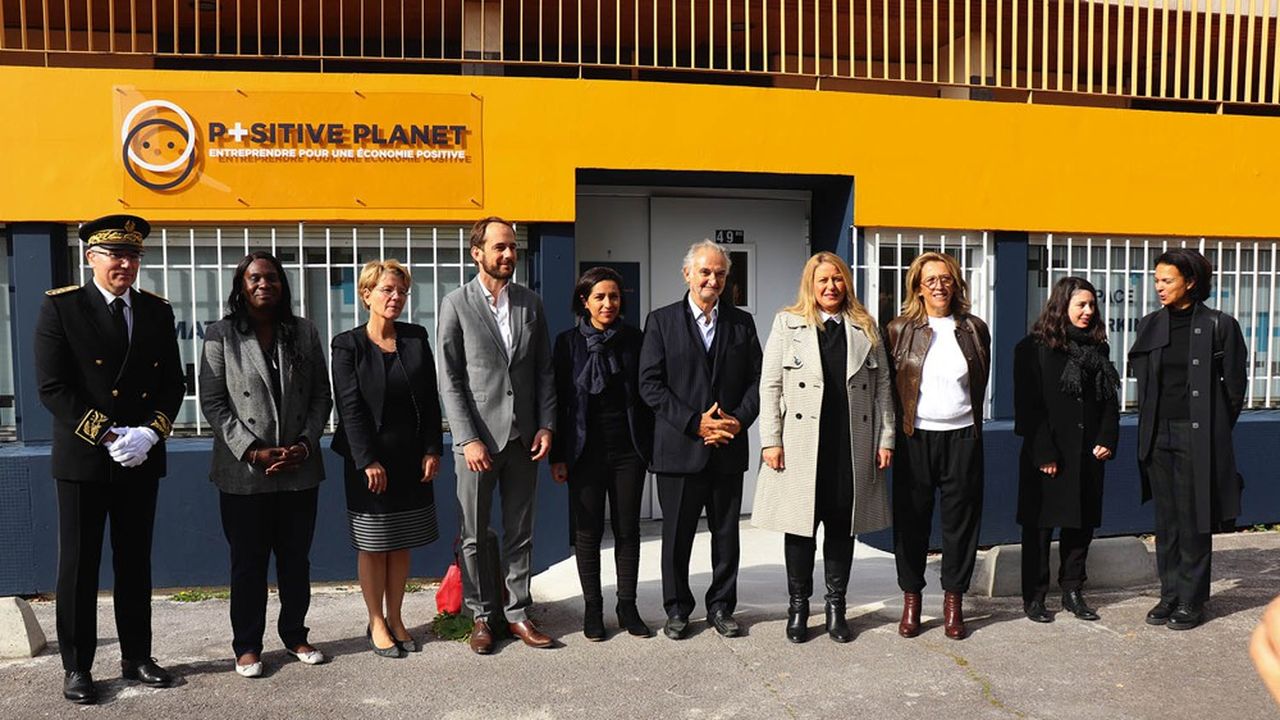L'inauguration de la « CoCotte » de Positive Planet France à Montreuil s'est faite en présence de Nadia Hai, ministre déléguée chargée de la Ville et Sarah El Haïry, secrétaire d'Etat en charge de la Jeunesse.