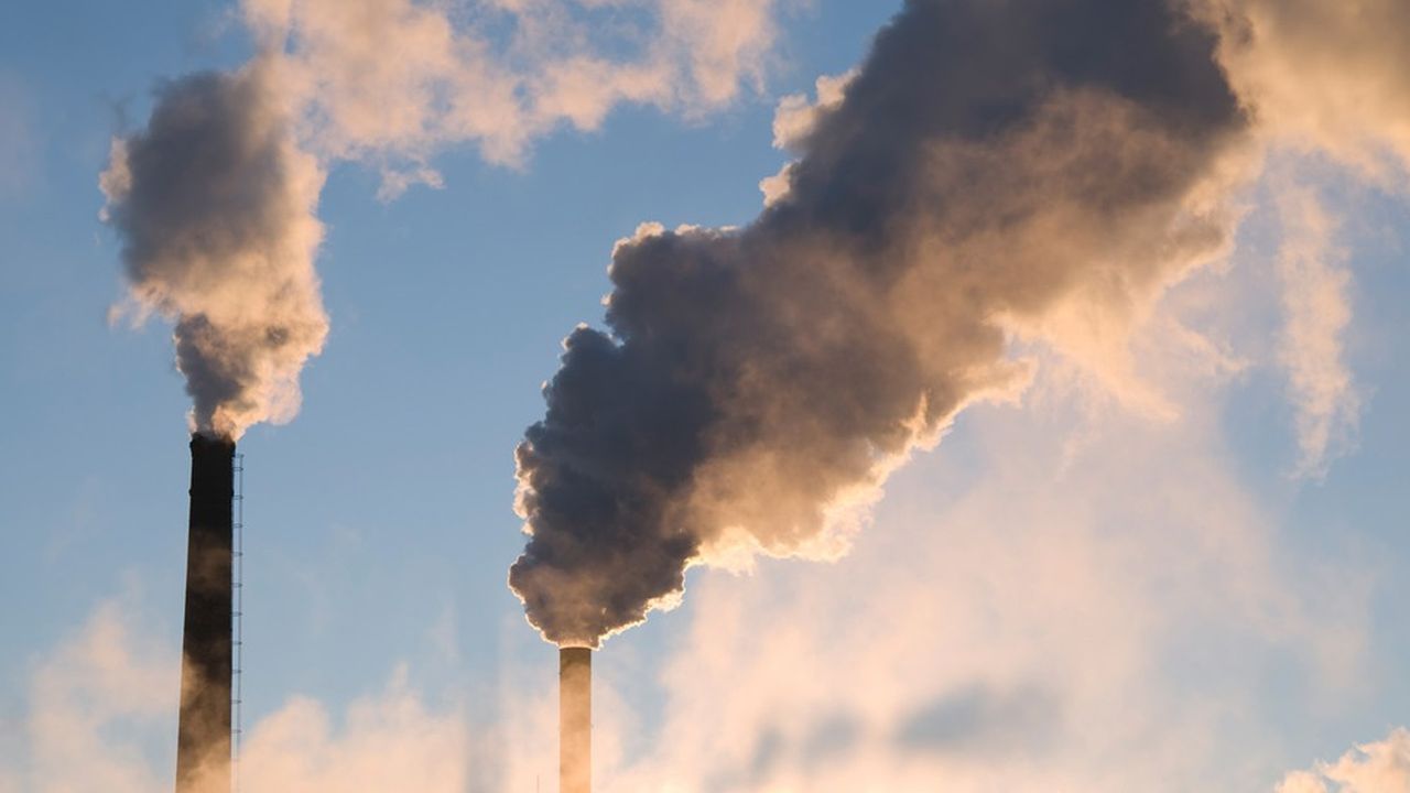Seulement 21,7 % des émissions de CO2 étaient couvertes par un dispositif de tarification du carbone en 2020.