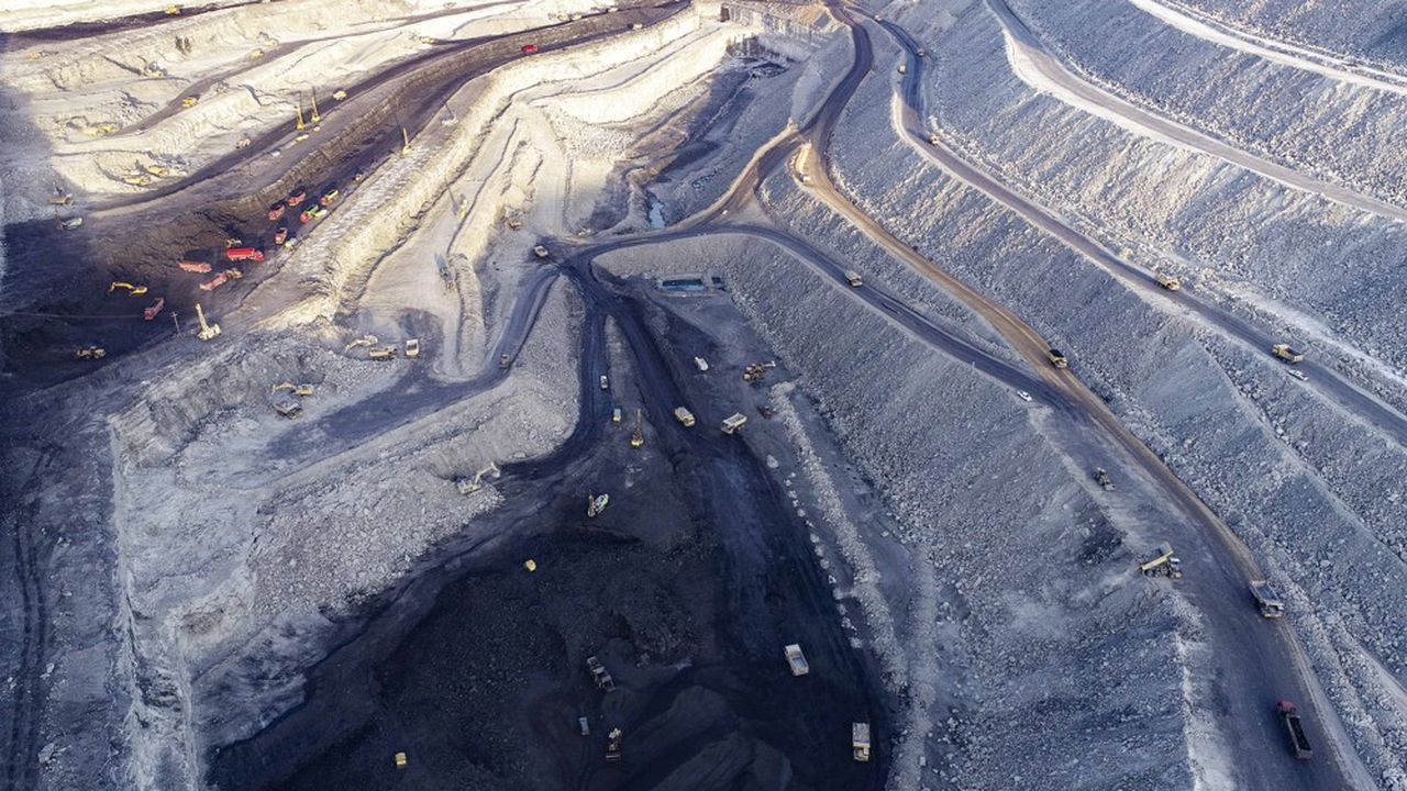 Une mine de charbon à ciel ouvert en Chine.
