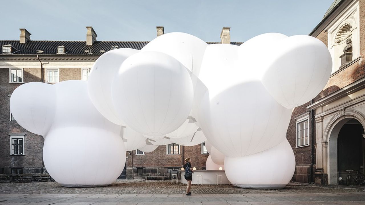 Pavillon gonflable du cabinet danois Big Architects (2016).