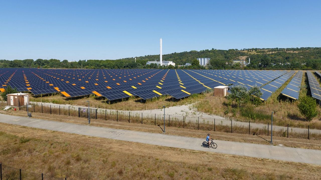 Aux abords de l'Oncopole de Toulouse se trouve la plus grande centrale photovoltaïque urbaine de France.