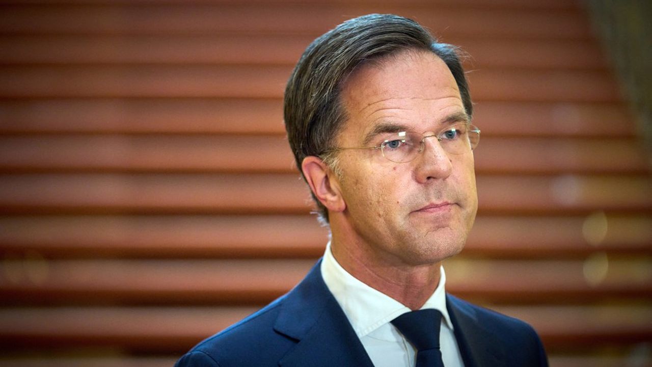 Le Premier ministre néerlandais soutient que si le gouvernement n'a pas demandé l'aide du plan de relance européen, c'est parce qu'il expédie les affaires courantes.