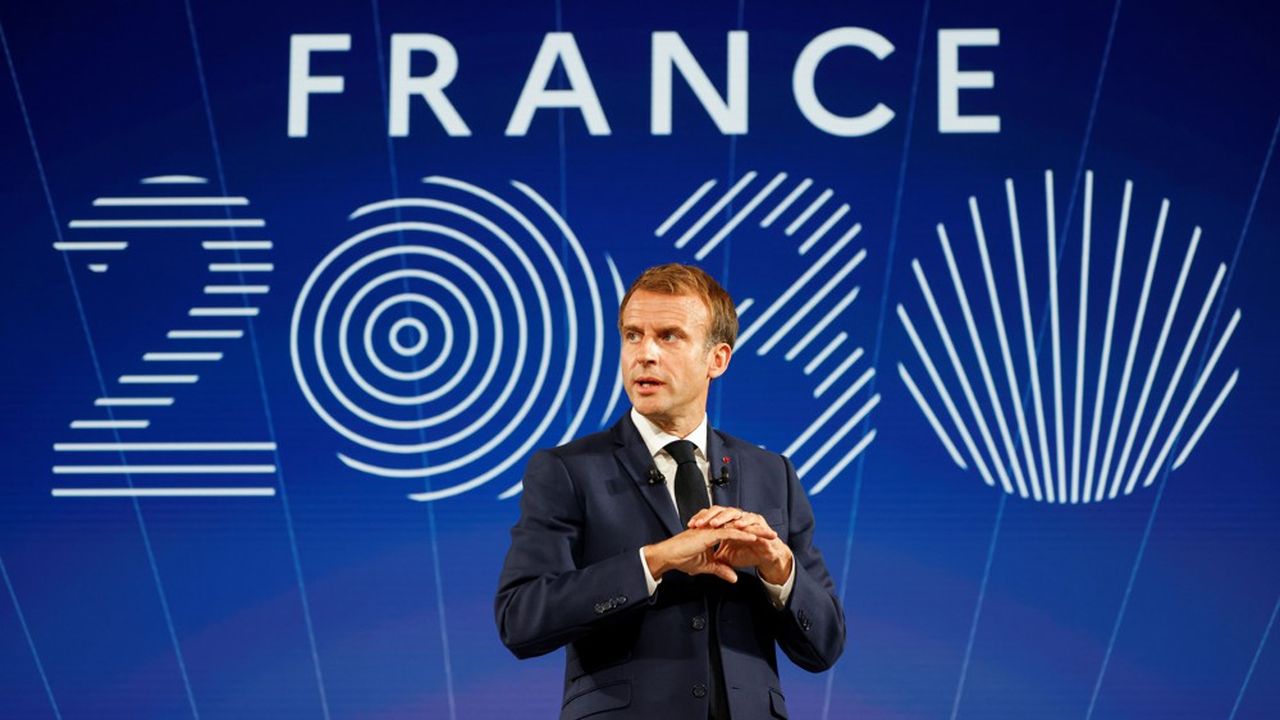 Le président de la République, Emmanuel Macron, lors de la présentation du plan France 2030, au palais de l'Elysée (Paris), le 12 octobre.