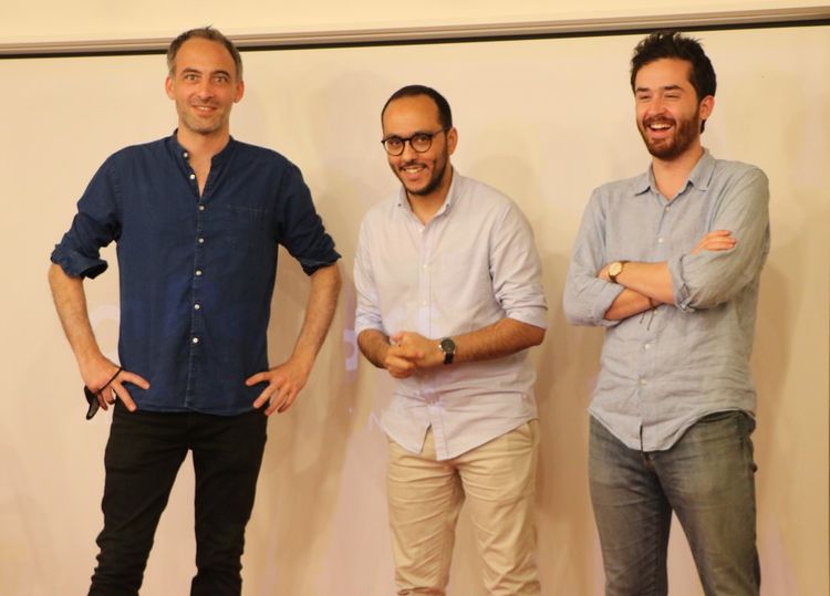 Raphaël Glucksmann avec Jasser Jebabli et Antoine Jochyms, cofondateurs d'Open Politics.