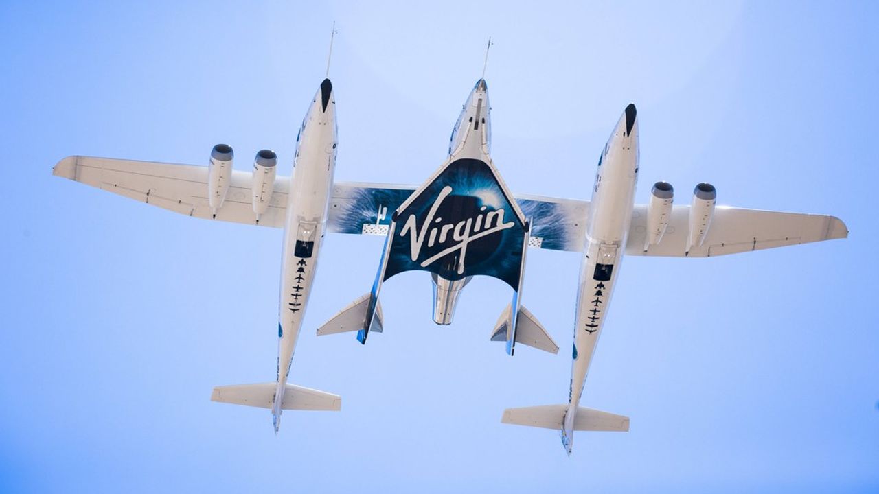 Le vaisseau de Virgin Galactic a été conçu pour accueillir jusqu'à six passagers, en plus des deux pilotes.