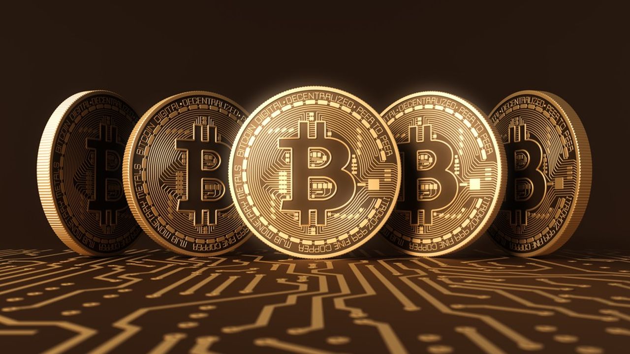 Le bitcoin a atteint un plus haut historique de 68.641 dollars ce mardi, tandis que la valeur combinée de toutes les cryptomonnaies a dépassé lundi les 3.000 milliards de dollars.