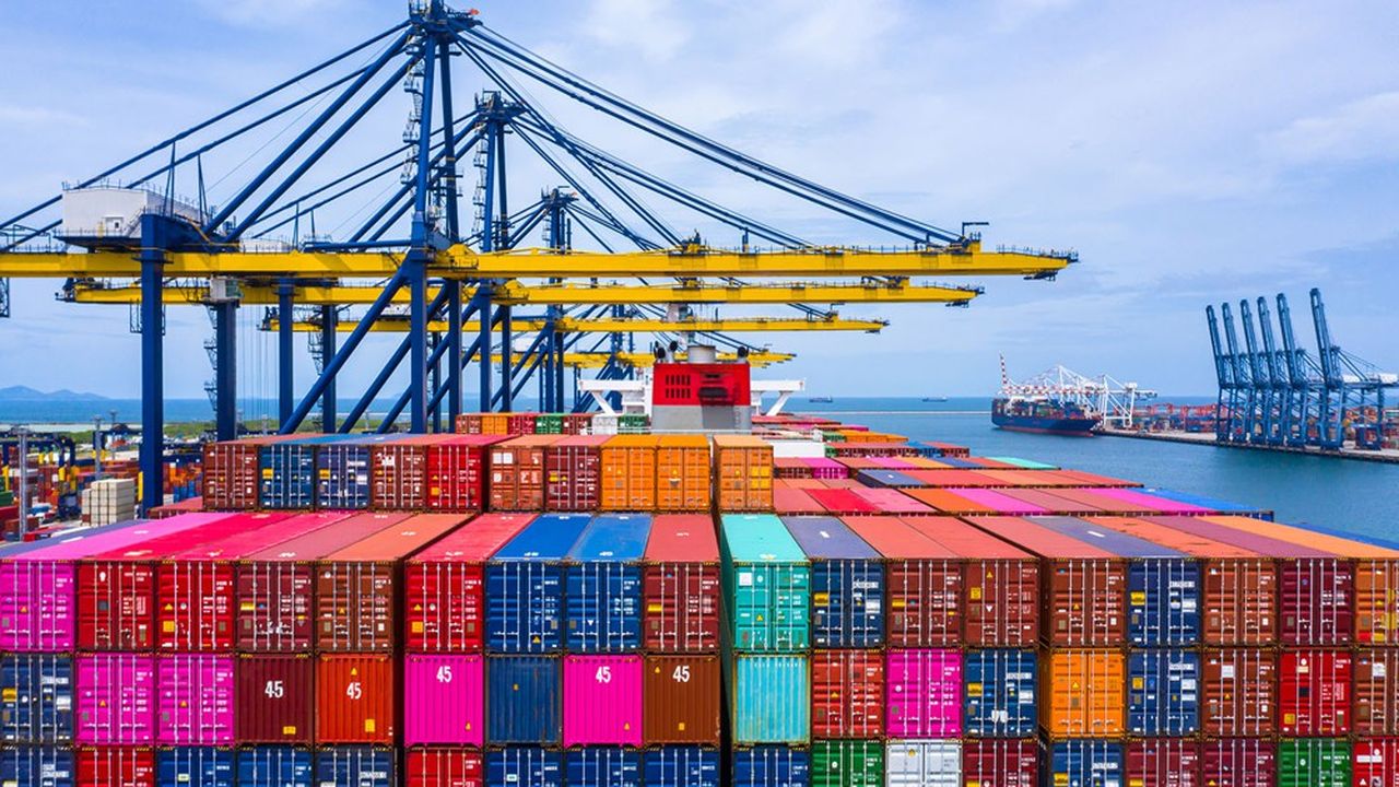 Si en valeur, les échanges extérieurs de la France progressent, « en volume, la croissance des importations et des exportations est quasiment stable ».
