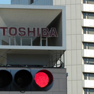 « Au cours des six derniers mois, nous avons étudié plusieurs scénarios possibles et nous pensons que c'est la meilleure solution pour Toshiba et ses actionnaires », a expliqué Satoshi Tsunakawa, le PDG du groupe.