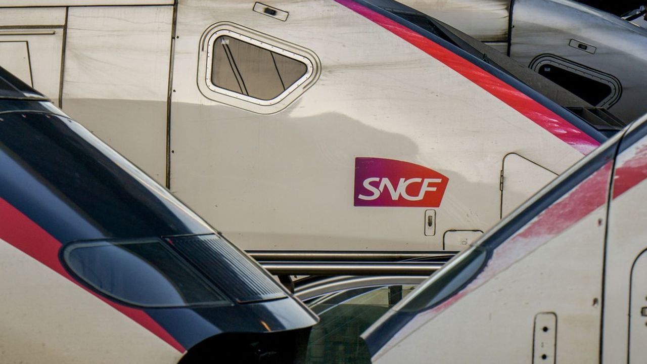 Les sigles et les acronymes sont partout dans le langage courant. Ici, la SNCF.