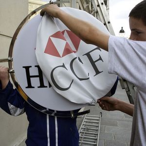 Cinq ans après son rachat, la marque CCF avait disparu en 2005, au profit de celle de son acquéreur, le géant anglo-saxon HSBC. Elle s'apprête à renaître, après le retrait annoncé du groupe dans la banque de détail en France.
