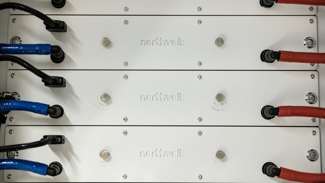 Northvolt prévoit que son usine de recyclage, Revolt Ett, fournira la moitié des besoins en matériaux de son usine de production de batteries voisine Northvolt Ett, en 2030.