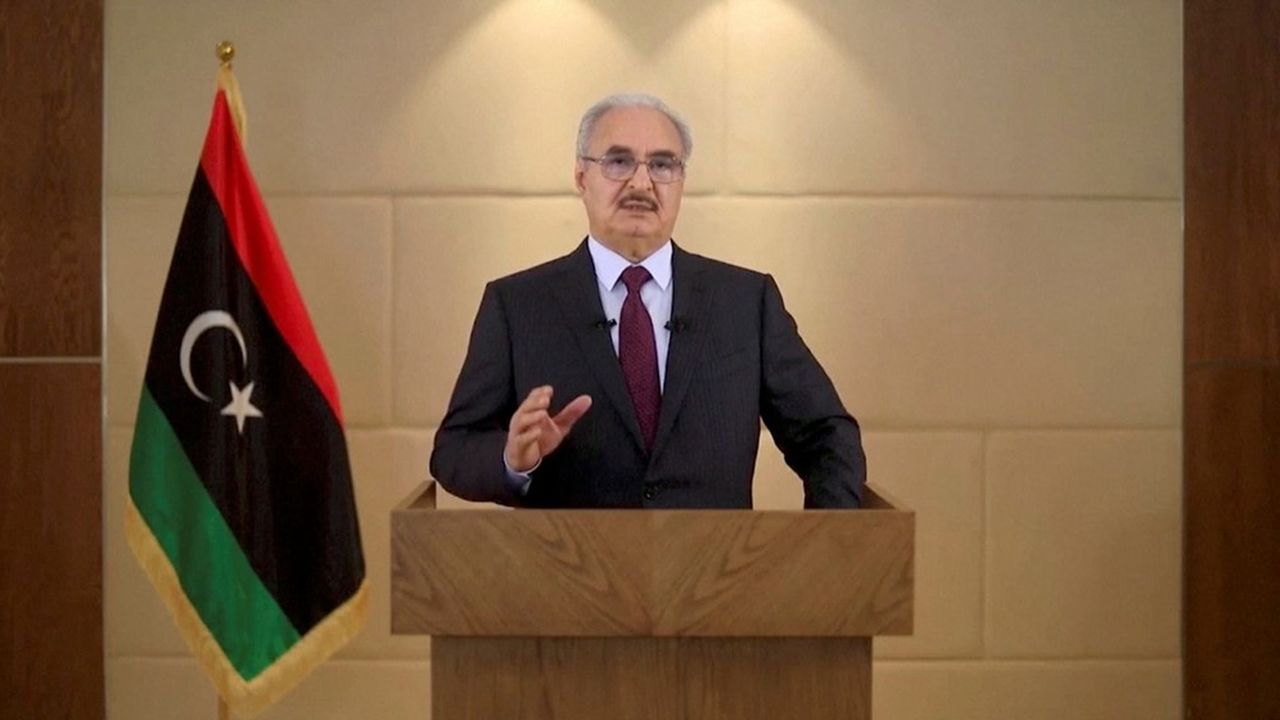 Khalifa Haftar s'est retiré de ses fonctions à la tête de l'Armée nationale libyenne pour pouvoir se présenter à l'élection présidentielle.