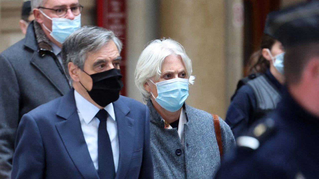 L'ancien Premier ministre François Fillon et son épouse Penelope sont jugés en appel depuis lundi.