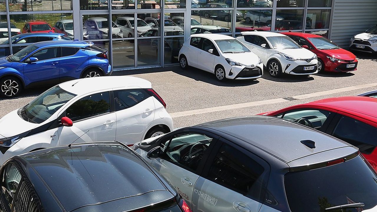 La proportion de concessionnaires satisfaits ou très satisfaits du rapport qualité-prix des véhicules neufs qu'ils vendent a chuté de 12 points en un an, à 59 %.