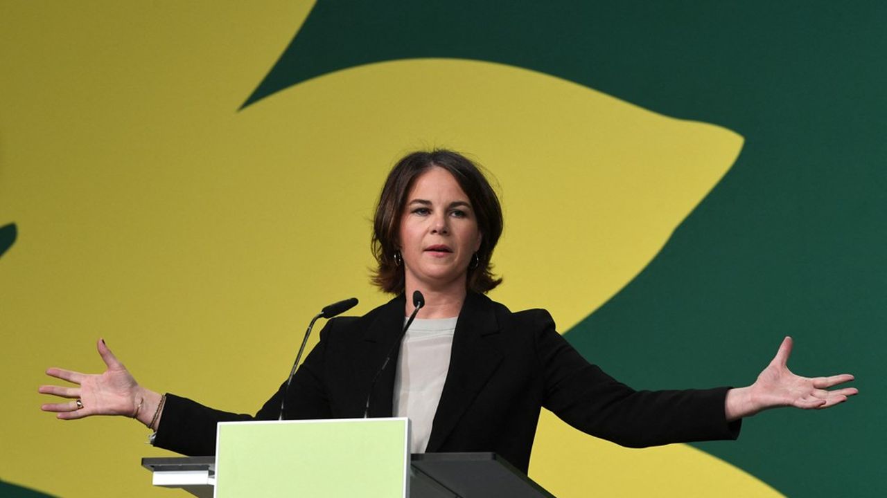 Annalena Baerbock, candidate à la Chancellerie des Verts aux législatives de septembre, doit devenir ministre des Affaires Etrangères.