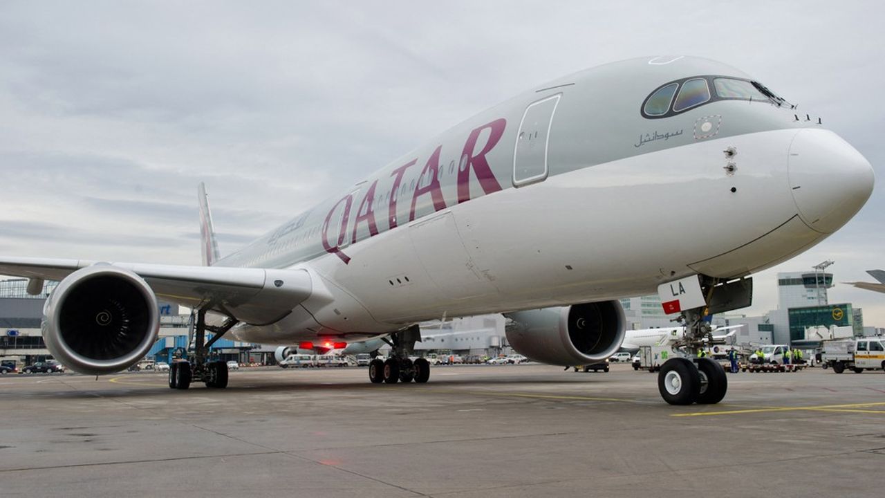 Le premier Airbus A350 a été livré à Qatar Airways en janvier 2015.
