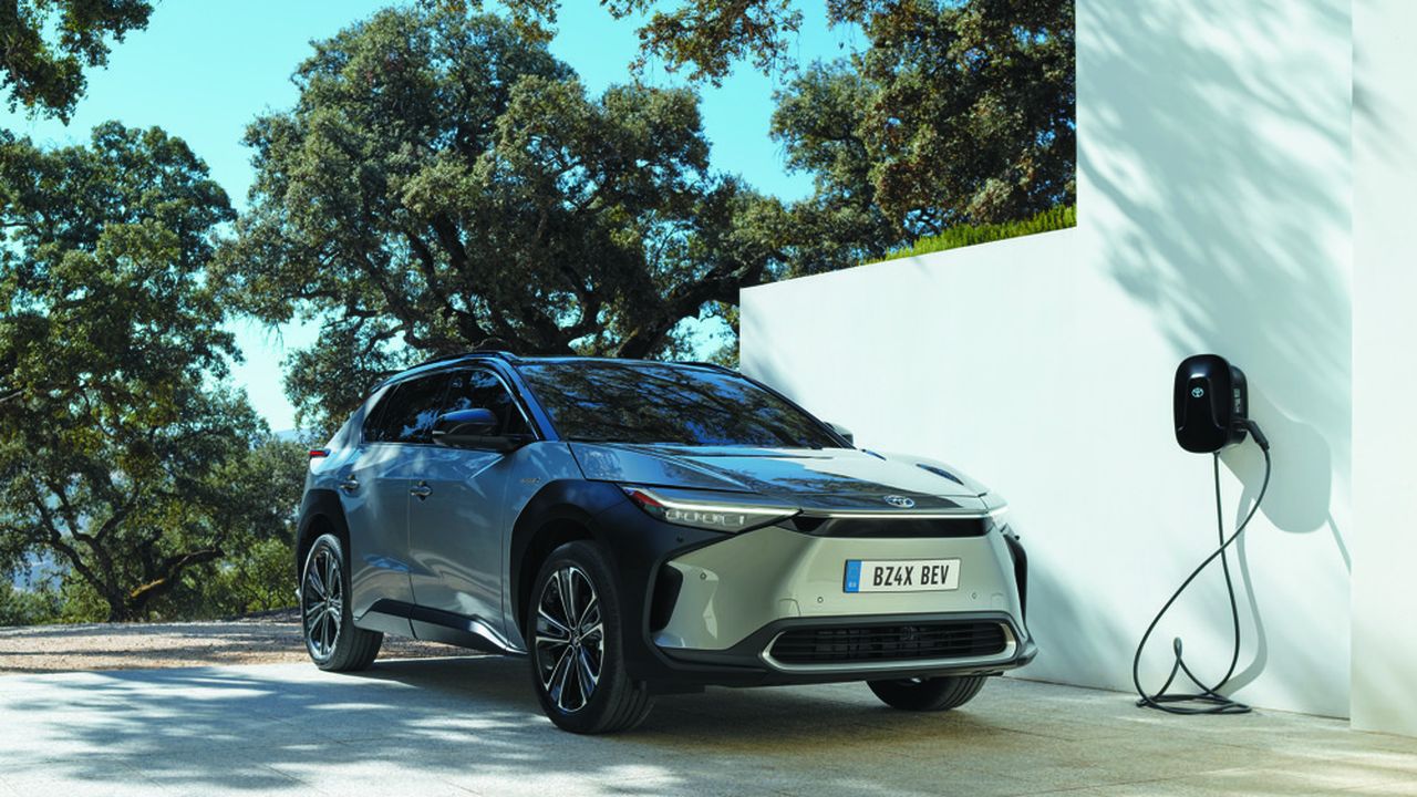 當然，豐田汽車宣布保證其新型SUV的電池有100萬公里。