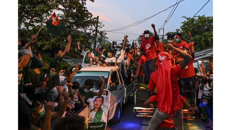 Novembre 2020 : triomphe électoral du parti d'Aung San Suu Kyi