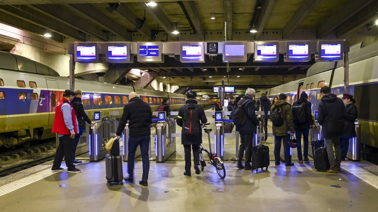 Actuellement, 70 % des billets grandes lignes de la SNCF sont vendus par des canaux numériques, aux deux tiers sur appli et un tiers sur Internet.