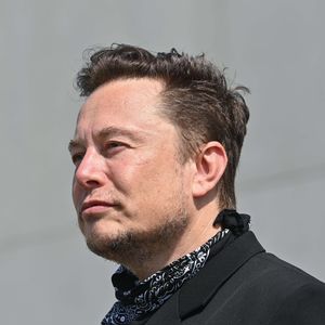 Elon Musk estime que les dépenses prévues pour le renforcement du réseau de bornes de recharge des véhicules électriques ne sont « pas nécessaires ».