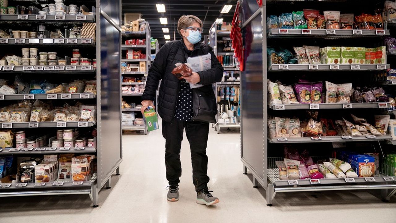 Les Danois doivent déjà porter le masque dans les magasins et les transports publics et présenter un passeport vaccinal numérique dans bon nombre d'établissements.
