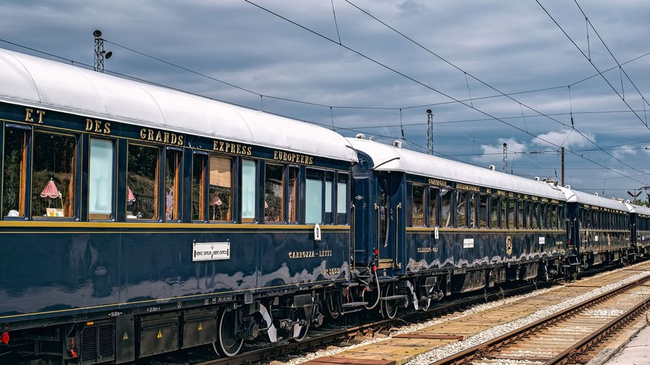 En Europe, la tradition des trains de luxe reste vivace avec notamment le Venice Simplon Orient Express de Belmond.