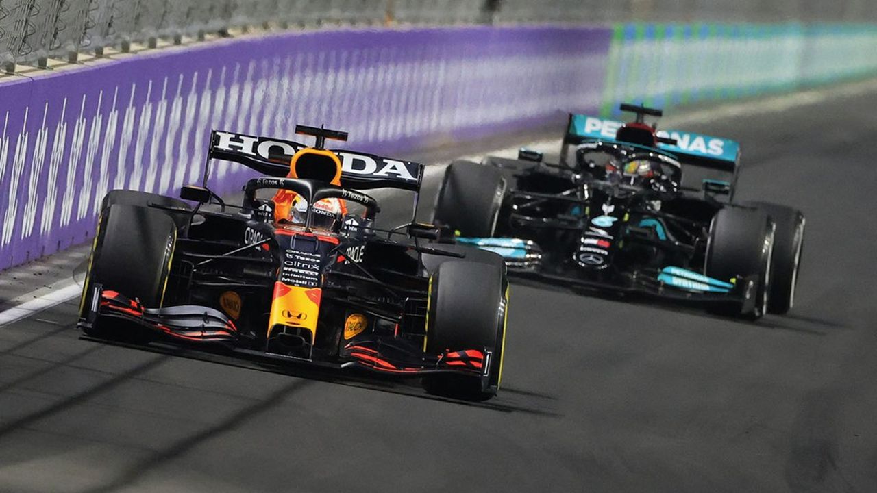 Avec le duel entre Lewis Hamilton et Max Verstappen, la Formule 1 a connu une saison palpitante. (Photo by Giuseppe CACACE/AFP)