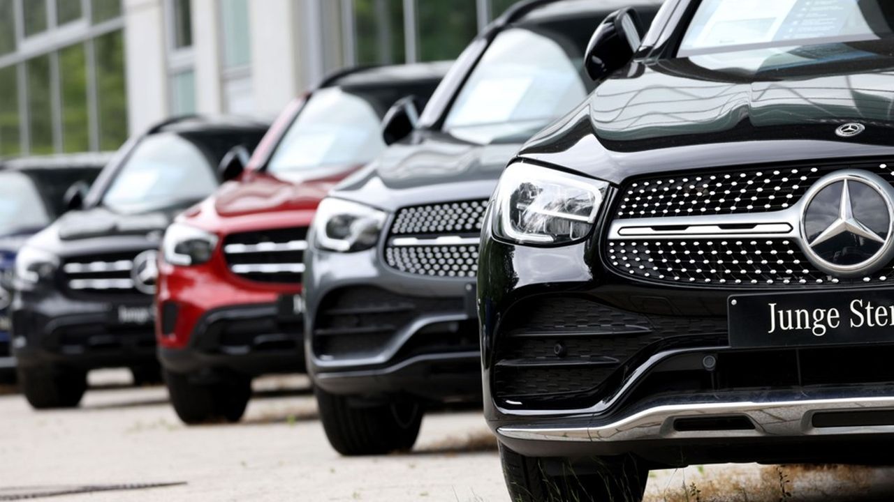 BAIC et Geely détiennent à eux deux près de 20 % du constructeur allemand Daimler, bientôt rebaptisé « Mercedes-Benz ».