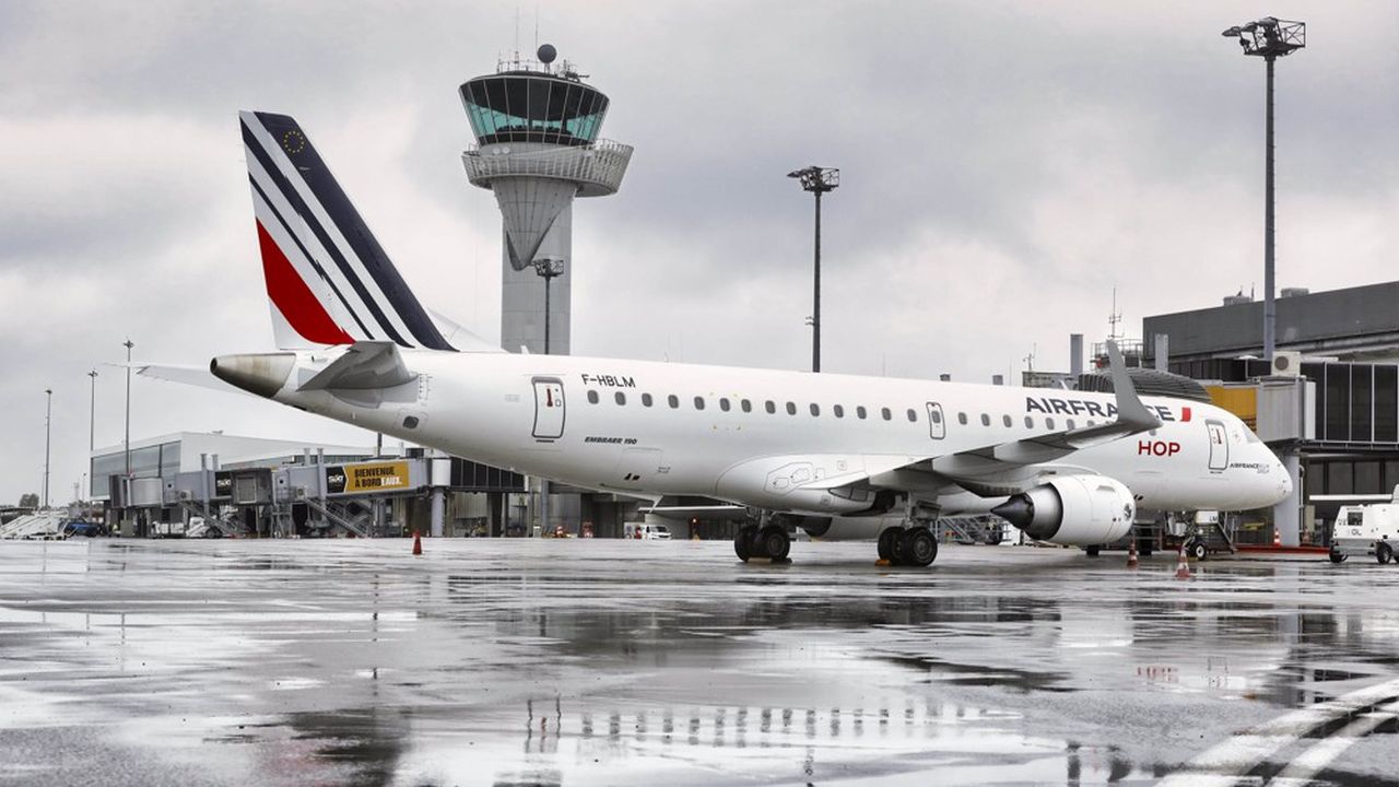 L'abandon de la ligne Orly/Bordeaux a fait perdre 556.000 passagers à Air France.