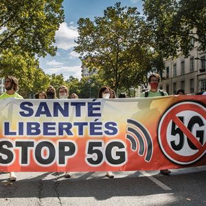 Le mouvement anti-5G avait atteint son pic au printemps 2020 lors des élections municipales en France.