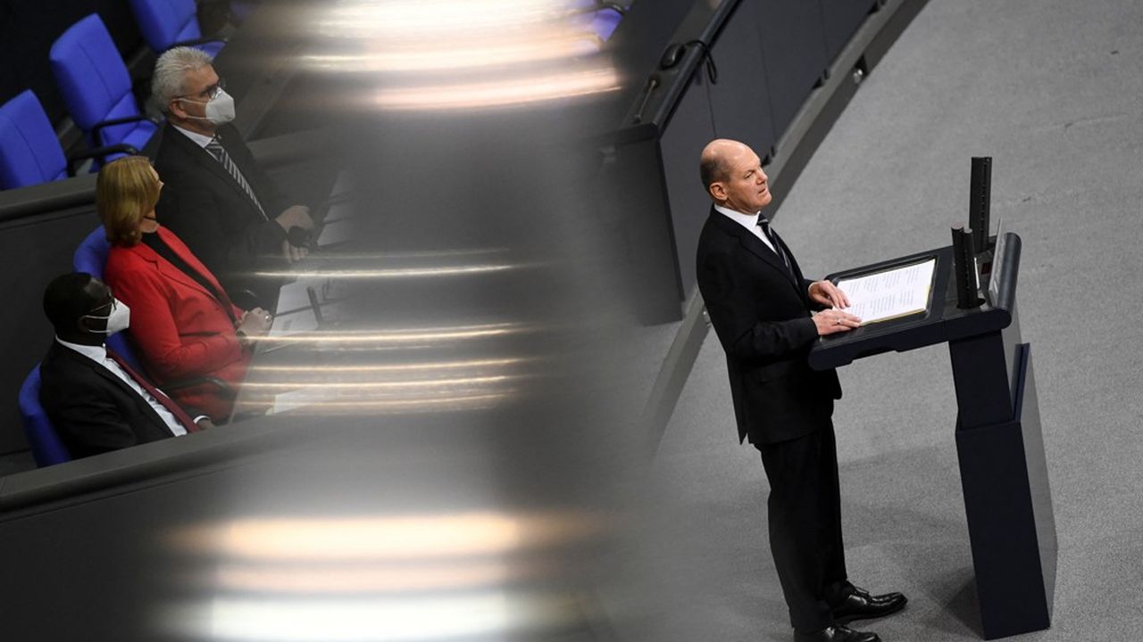 Le nouveau chancelier allemand, Olaf Scholz, a présenté les grandes orientations de son gouvernement de coalition au cours d'un discours de 85 minutes devant le Bundestag mercredi.